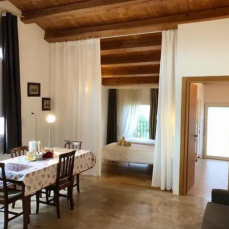 Beehouse - La Casa Delle Api