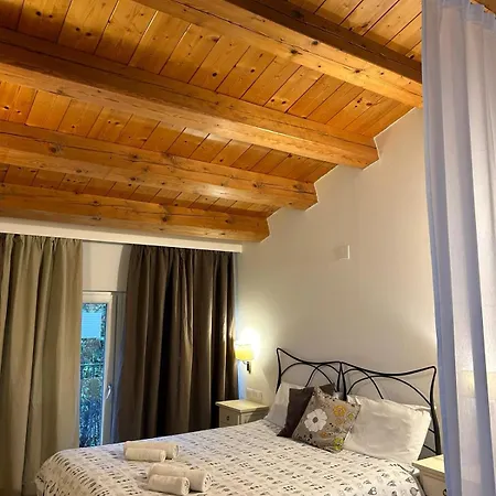 Beehouse - La Casa Delle Api
